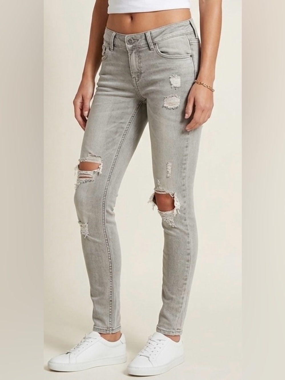 Zara gray distressed, washed out jeans, good condition, size 4